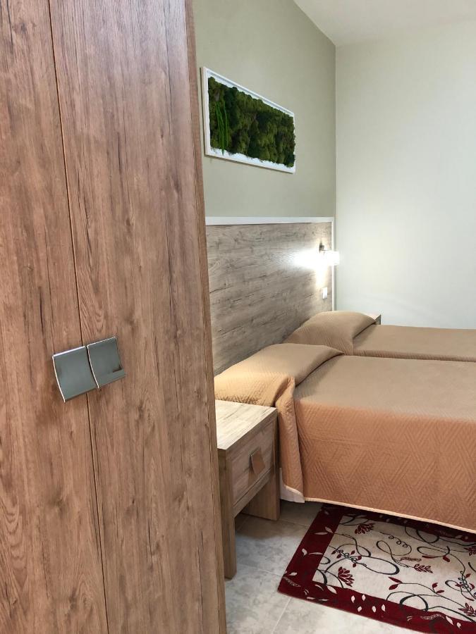 Quartu SantʼElena Hotel Centrale מראה חיצוני תמונה