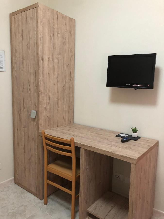 Quartu SantʼElena Hotel Centrale מראה חיצוני תמונה